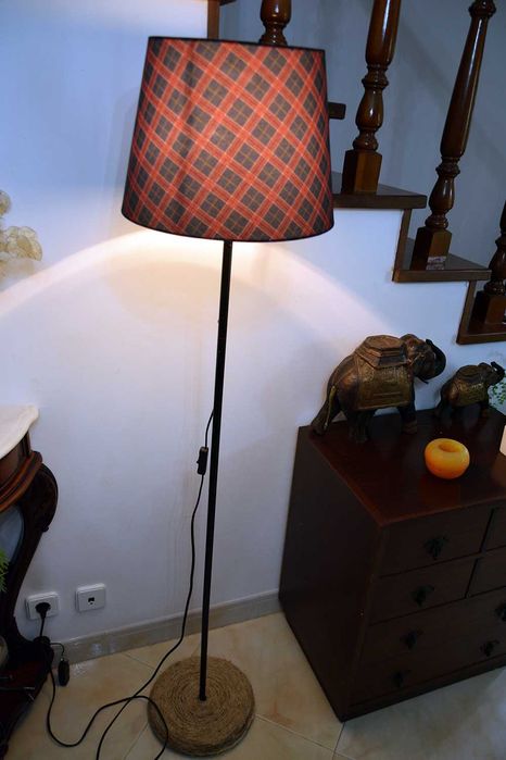 Candeeiro Ikea Pé Xadrez