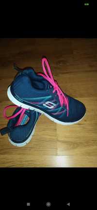 Buty sportowe dziewczęce Skechers Menory Foam, rozmiar 36