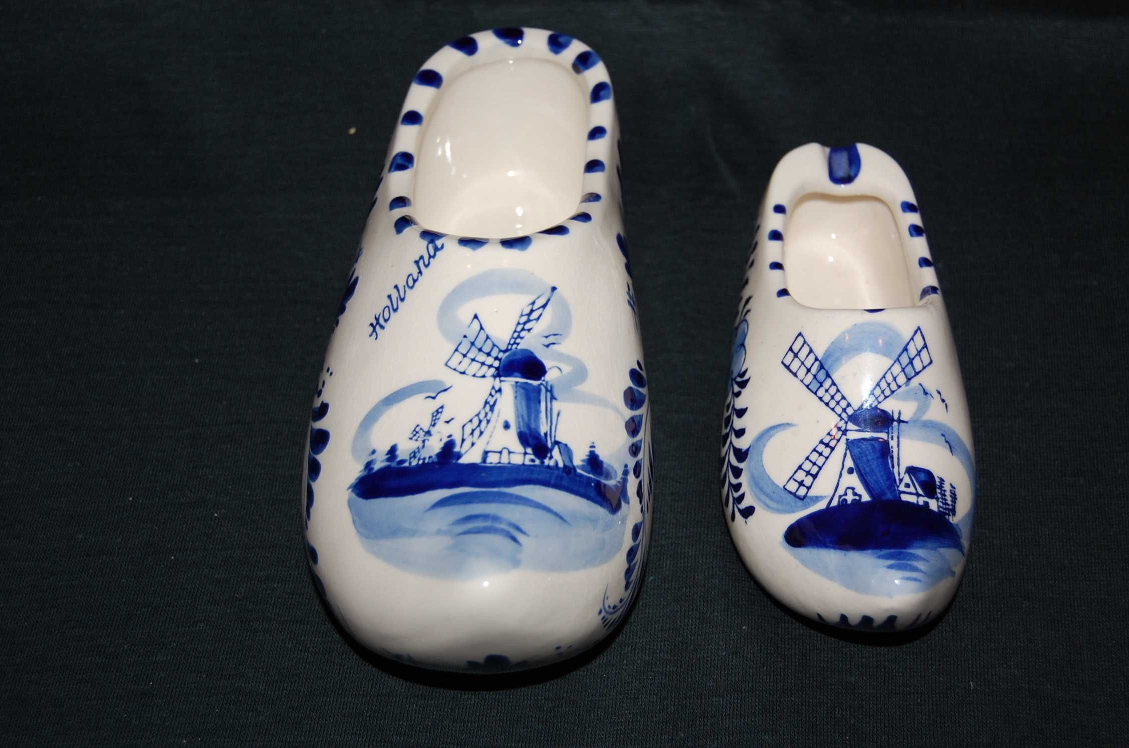 Buty ceramiczne, ręcznie malowane, syg. Holland Delft - 19 i 14,5 cm