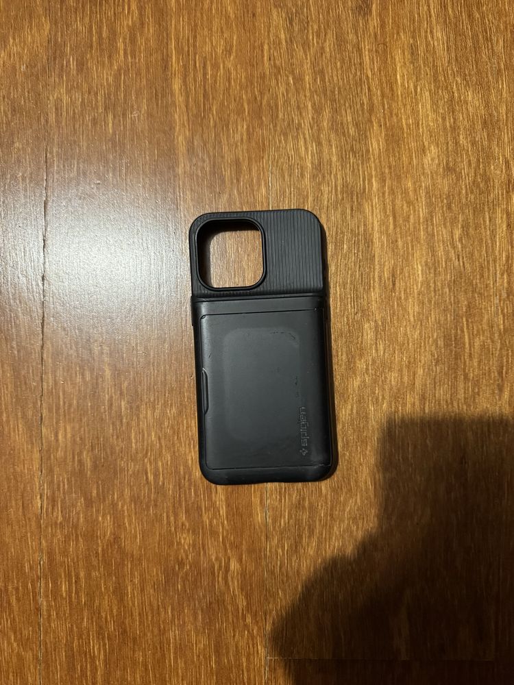 Capa iphone 15 pro max Spigen