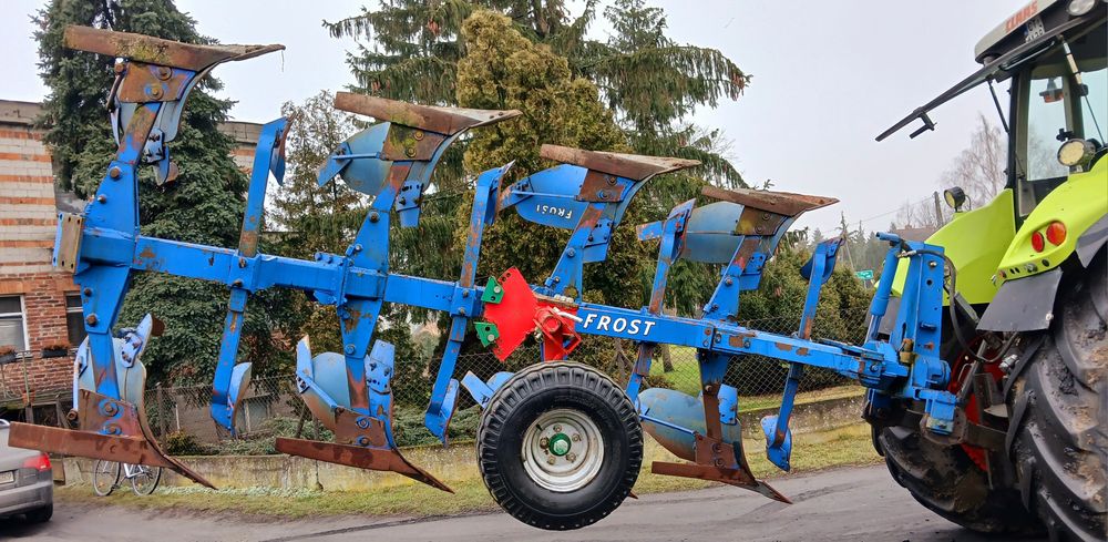 Pług 4 skibowy obrotowy FROST