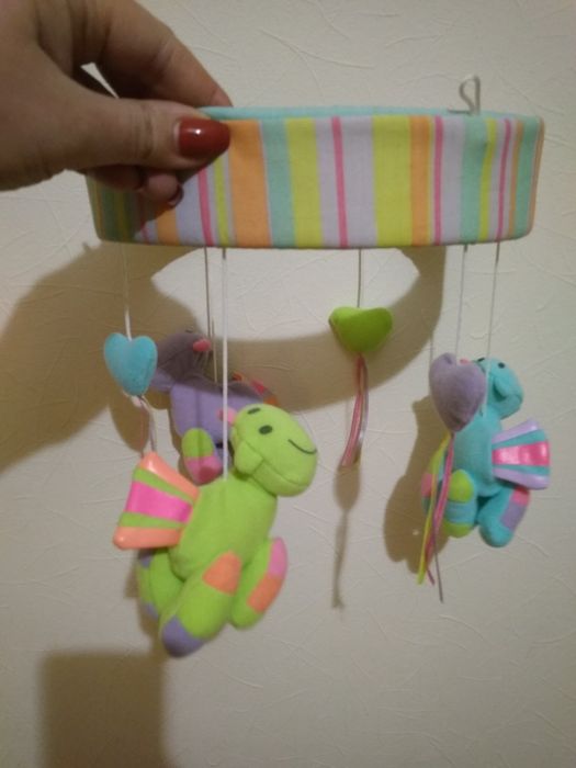 Іграшка у дитяче ліжко,у візочок