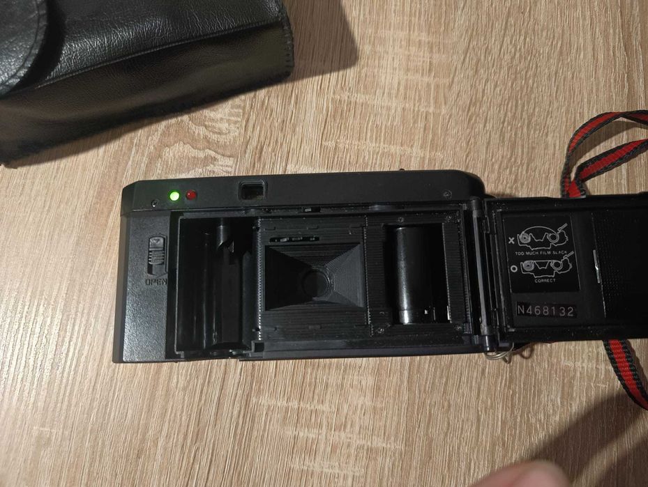 Aparat analogowy Wintage Wizen AW818 na klisze 35mm, autofocus, flash