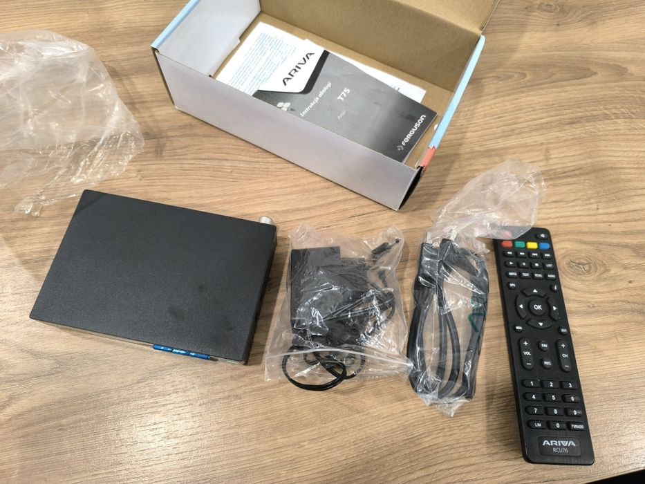 Dekoder Tuner Ferguson Ariva T75 DVB-T2/HEVC/H.265