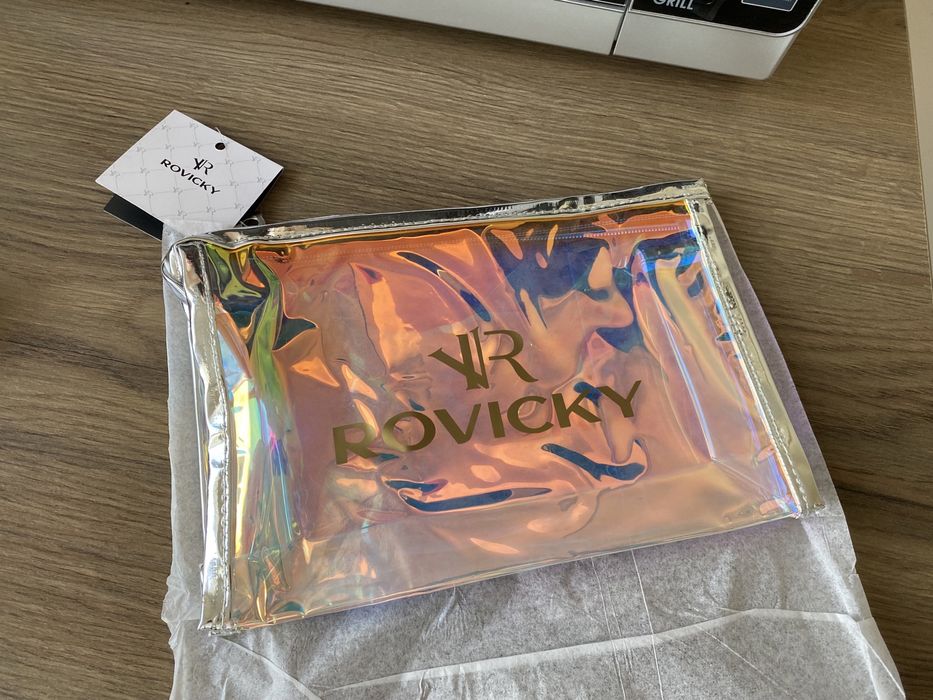 Nowa kosmetyczka rovicky zasuwana holograficzna nowe na prezent