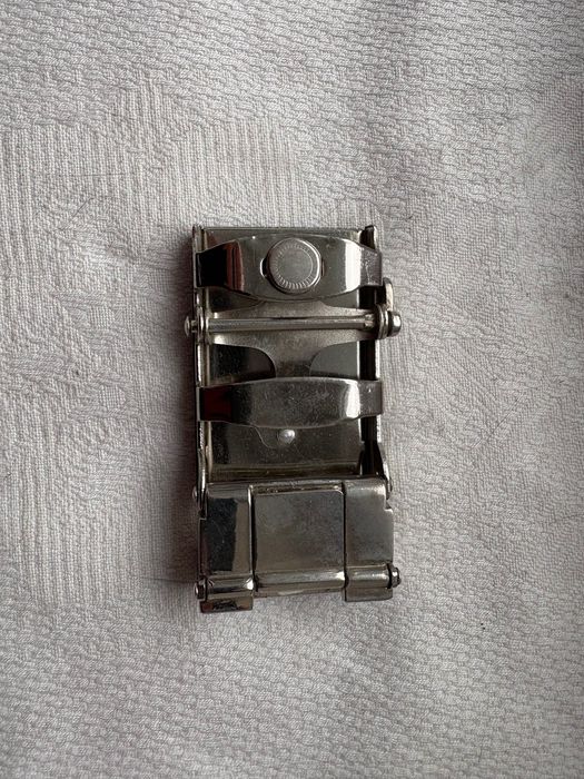 Бляха на ремень, крепление для ремня