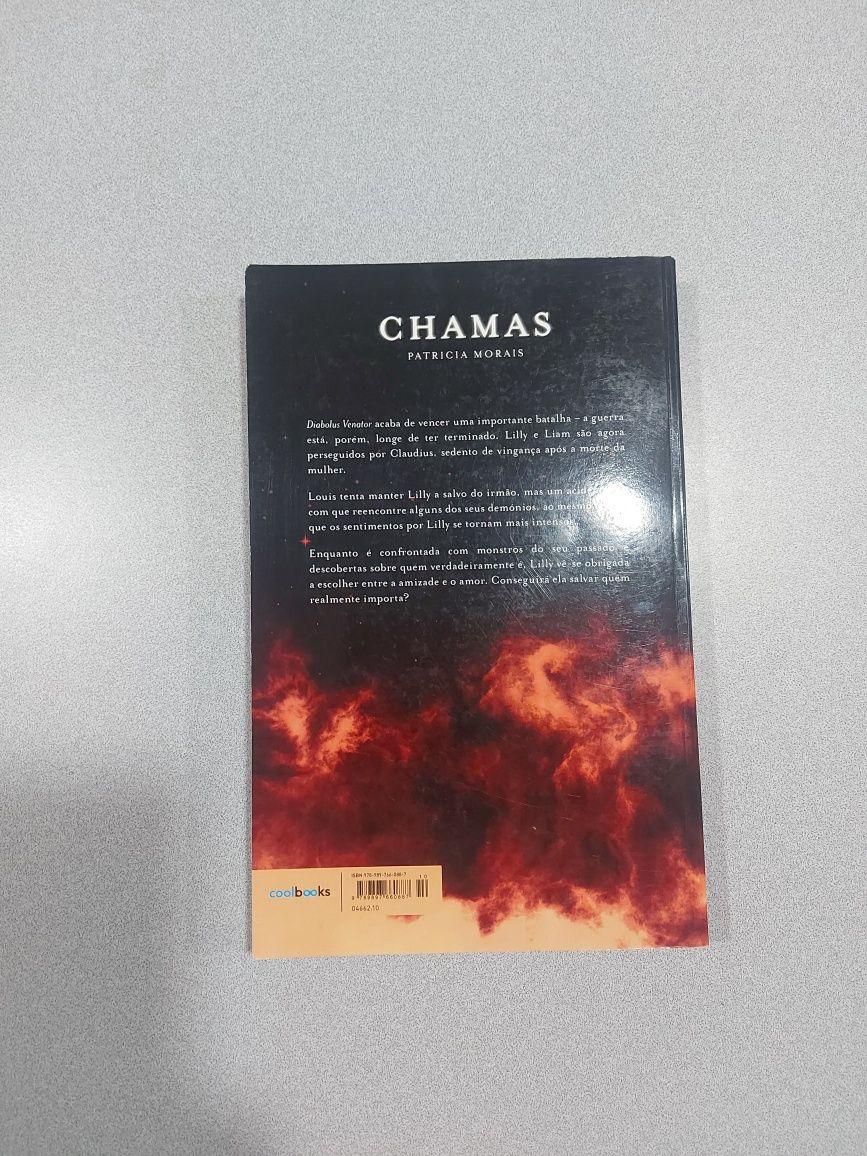 Livro | Chamas - Patricia Morais | NOVO