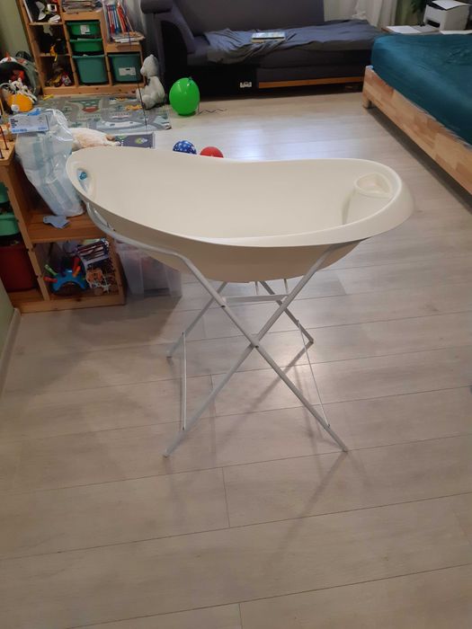 Wanienka dla niemowląt Colibro Spa ze stojakiem