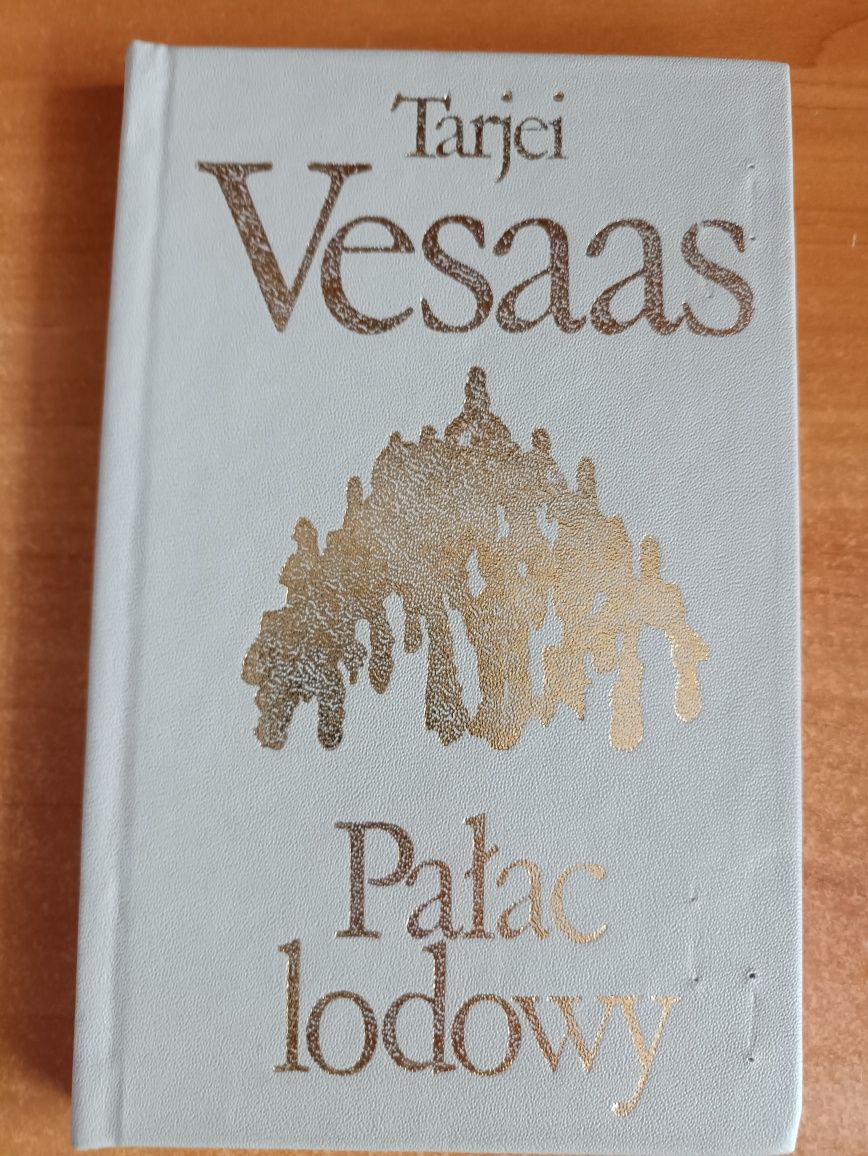 Tarjei Vesaas "Pałac lodowy"