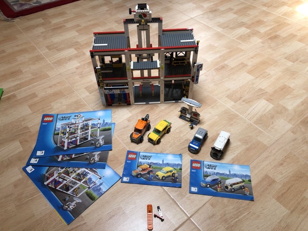 Lego City 4207 garagem