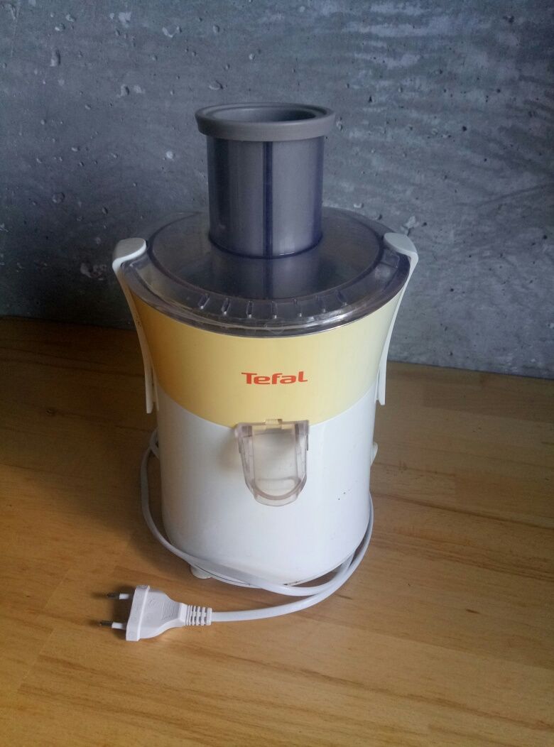 Сокодавка Tefal.