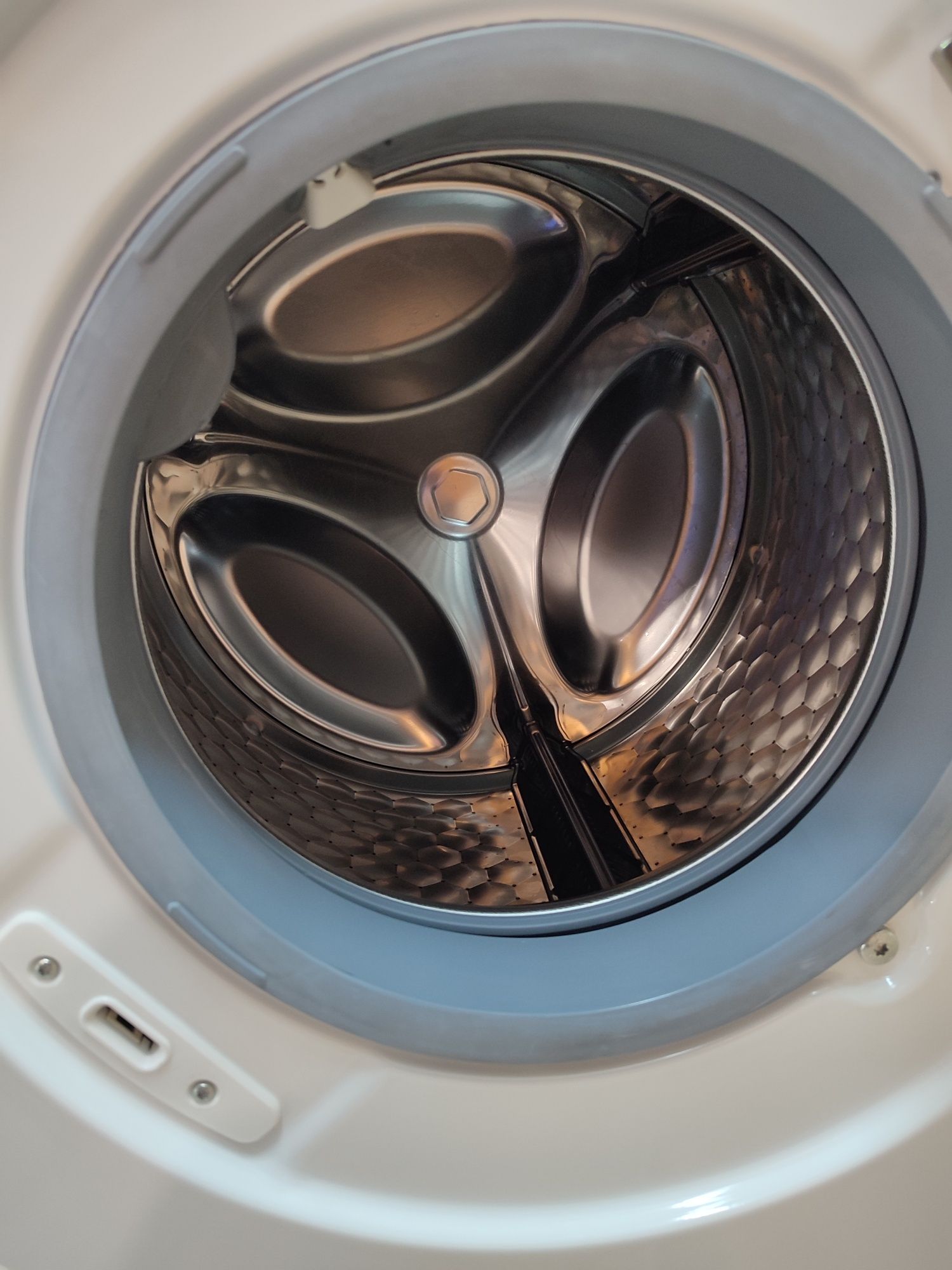 Pralka Miele WCE670 TDos A+++