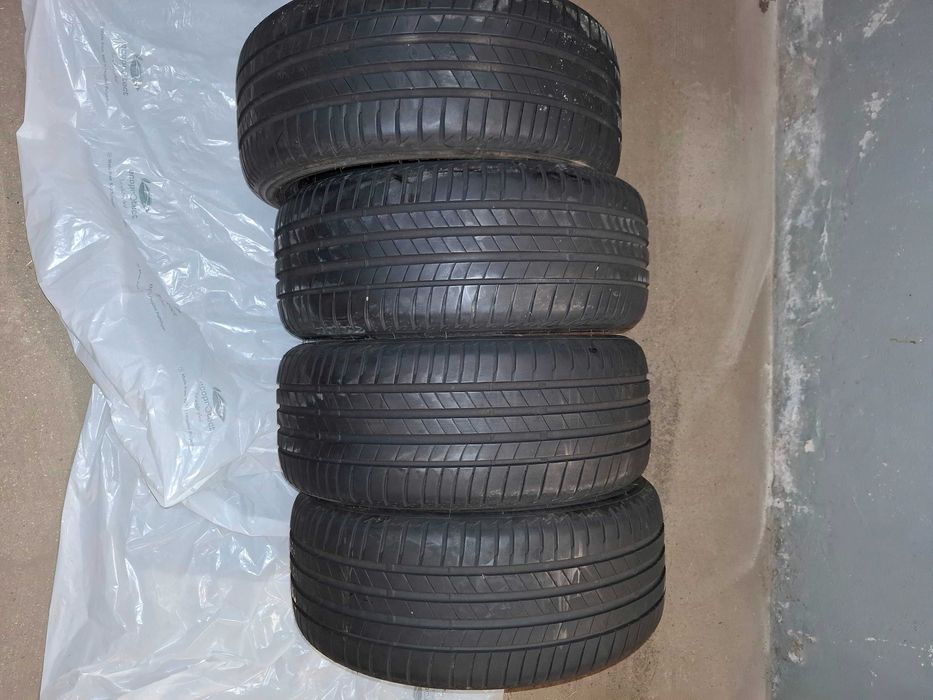 Opony Bridgestone Turanza T005 AO  225/45R17
