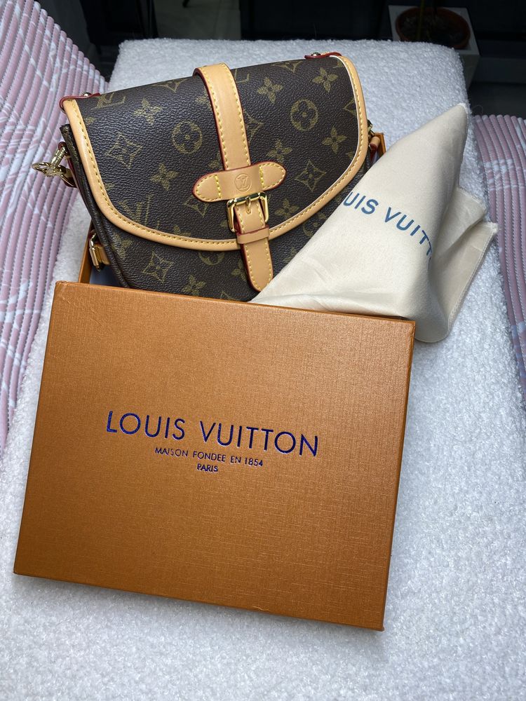 Torebka Louis vuitton Saumur BB monogram nowa