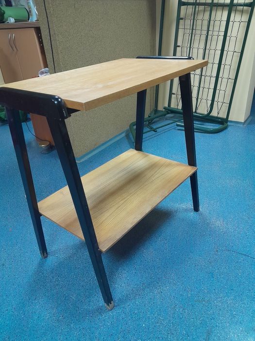 Stolik PRL pod radio-telewizor