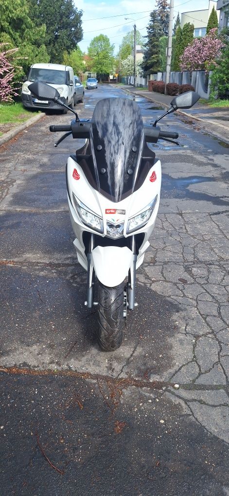 Aprilia sxr 50 2021r