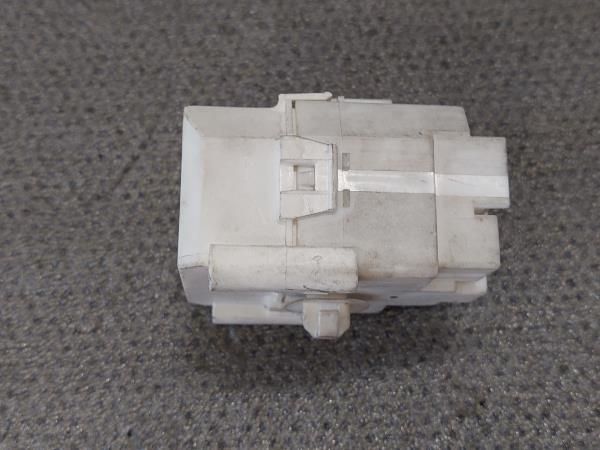 Botão / interruptor electromecânico / relé SMART ForFour (454)