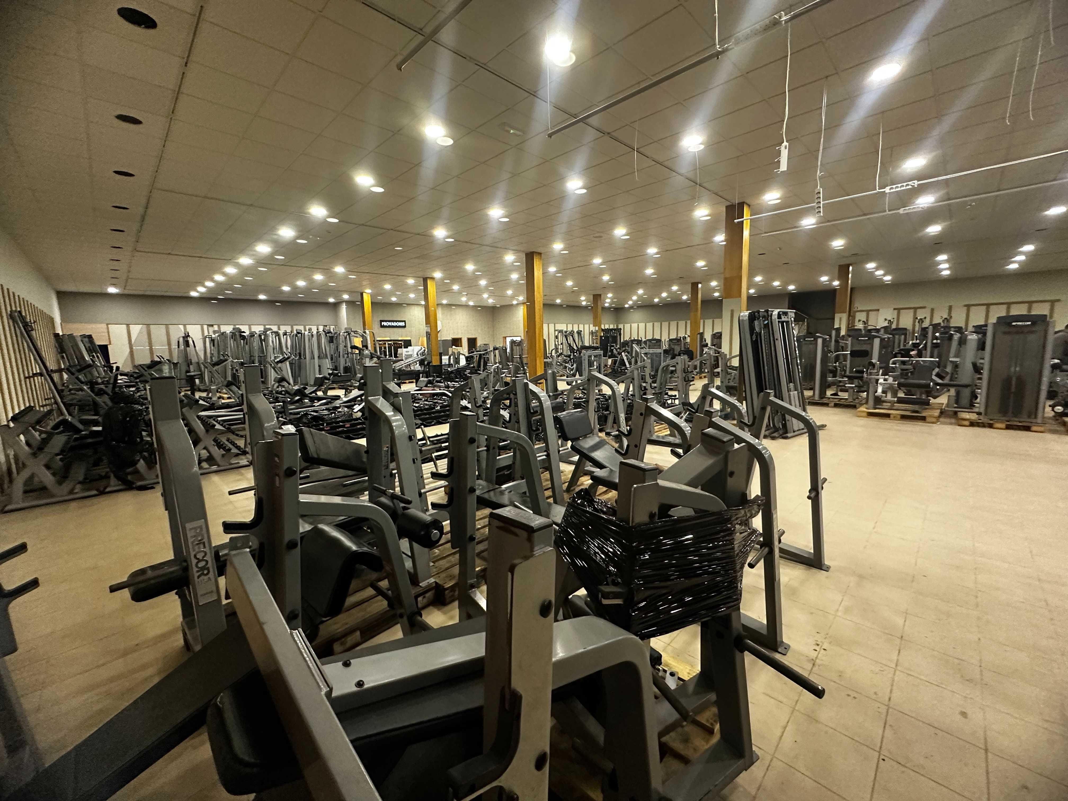 Maquinas Precor Ginasio