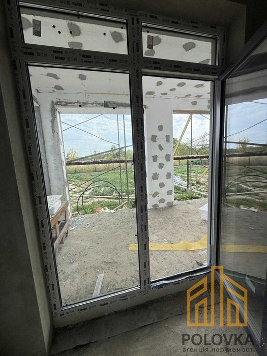 Продаж 2-поверхового дуплексу, Садовий