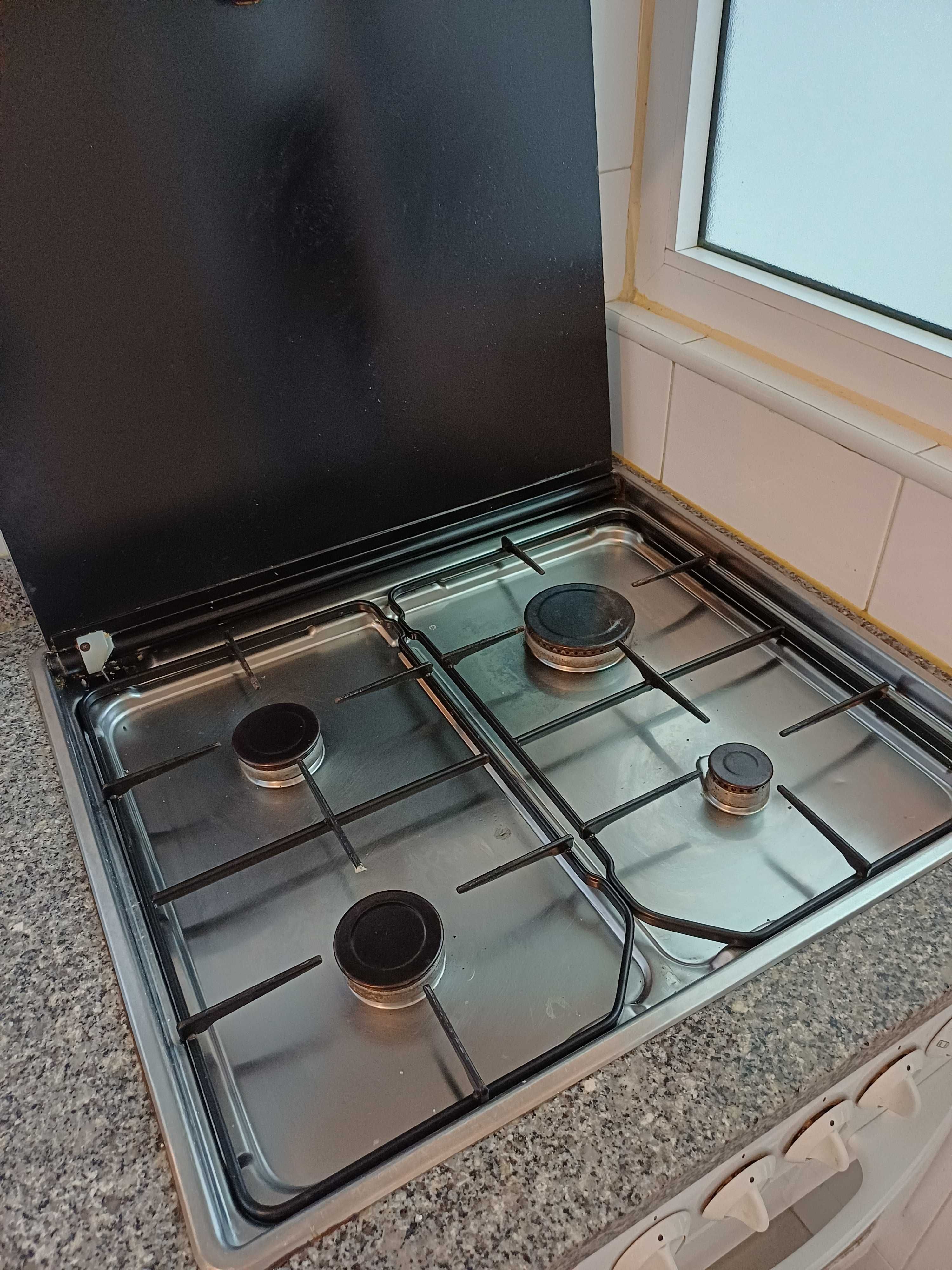 Placa de gás e forno Fagor