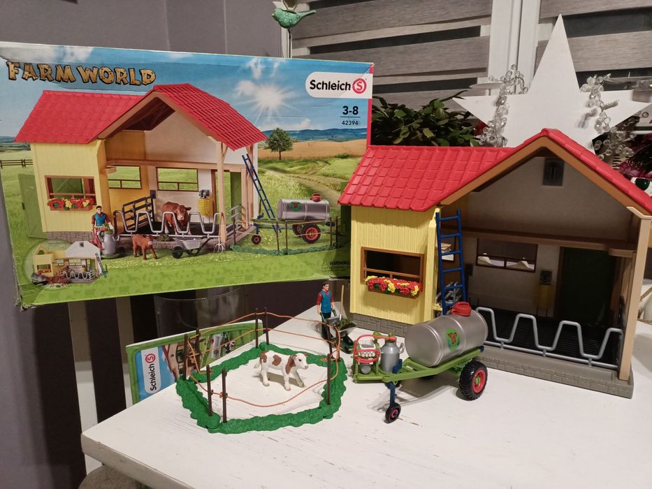 Codziennie życie na farmie schleich 42394 zagroda stodoła farma