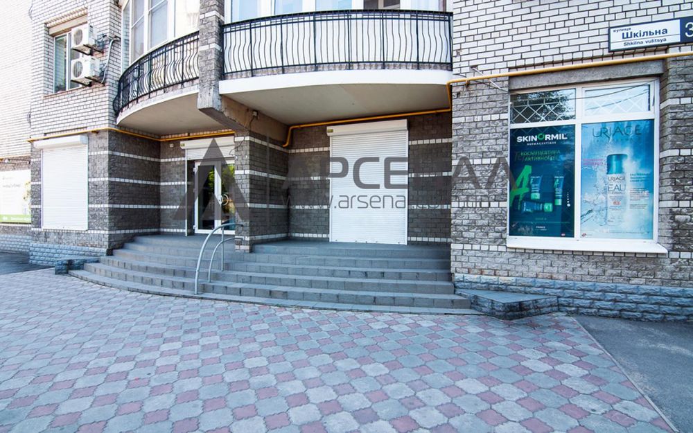 Приміщення в р-ні Малого ринку  - 174 кв.м.