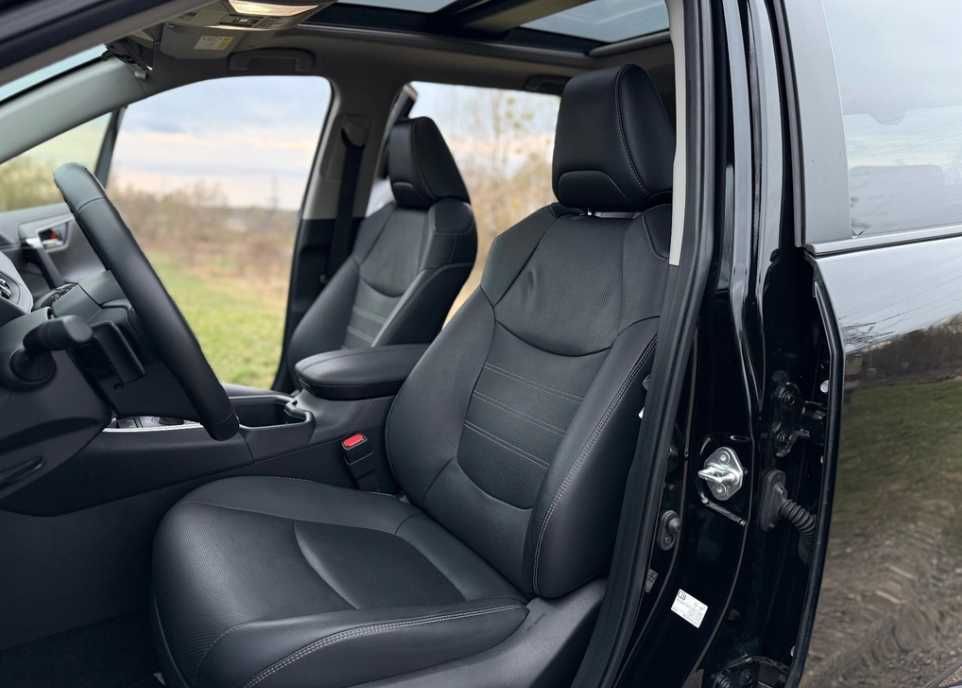Toyota RAV4 2.5 Hybrid XLE 2022