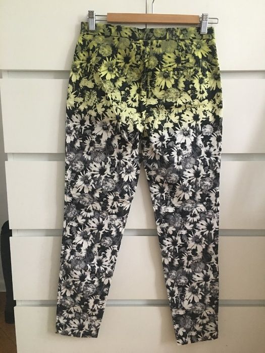 Komplet H&M Trend spodnie kurtka kwiaty XS 34