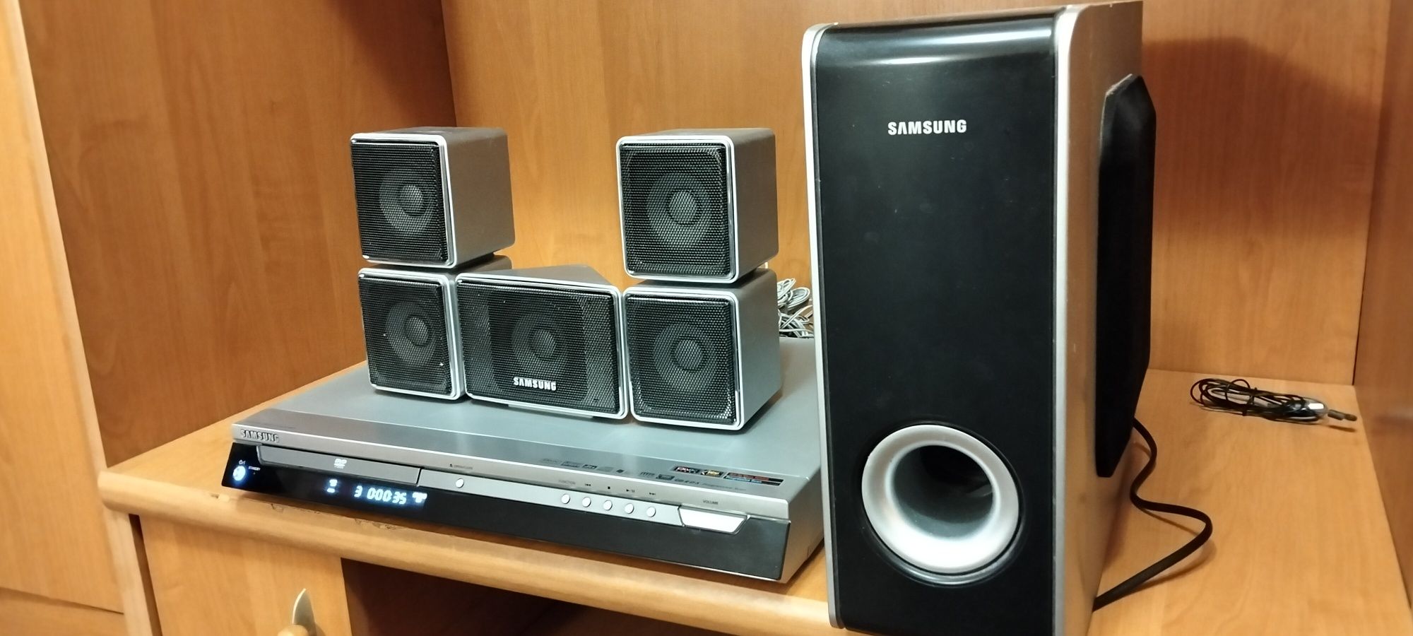 Продам домашній кінотеатр Samsung HT-RP16