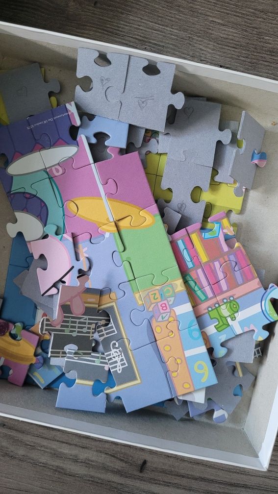 Puzzle Peppa, Świnka Peppa