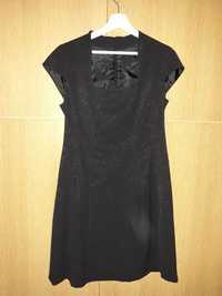 Czarna sukienka z błyszczącego materiału, rozm. 38