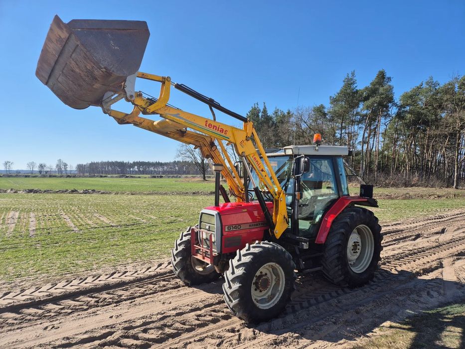 Massey Ferguson 6140 Cena Brutto 90 koni Pełna Pakiet Tur Łyżka dodatkowo koła wąskie 6130 MF  6150  Brutto Cena Pełen Zestaw Ładowacz , Widły Łyżka + Koła Wąskie Klima