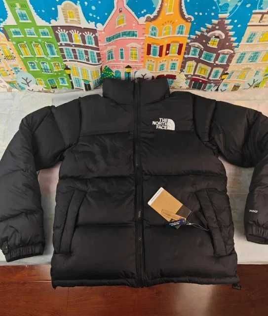 The North Face 1996 Retro Nuptse 700 M