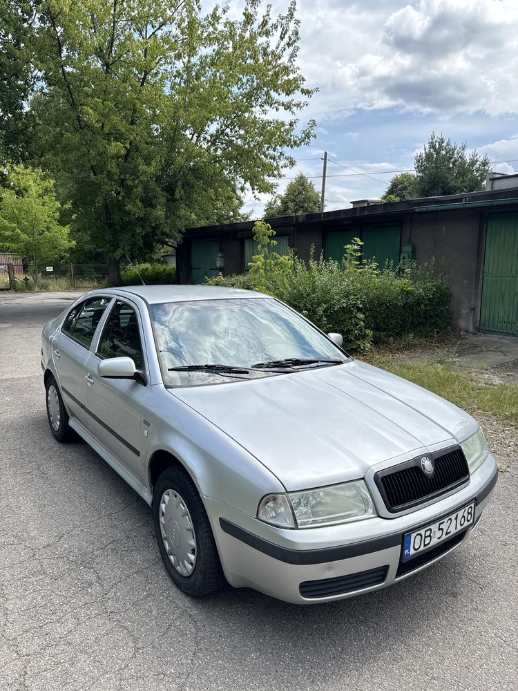 Sprzedam Skoda Octavia Tour 2.0 benzyna z gazem