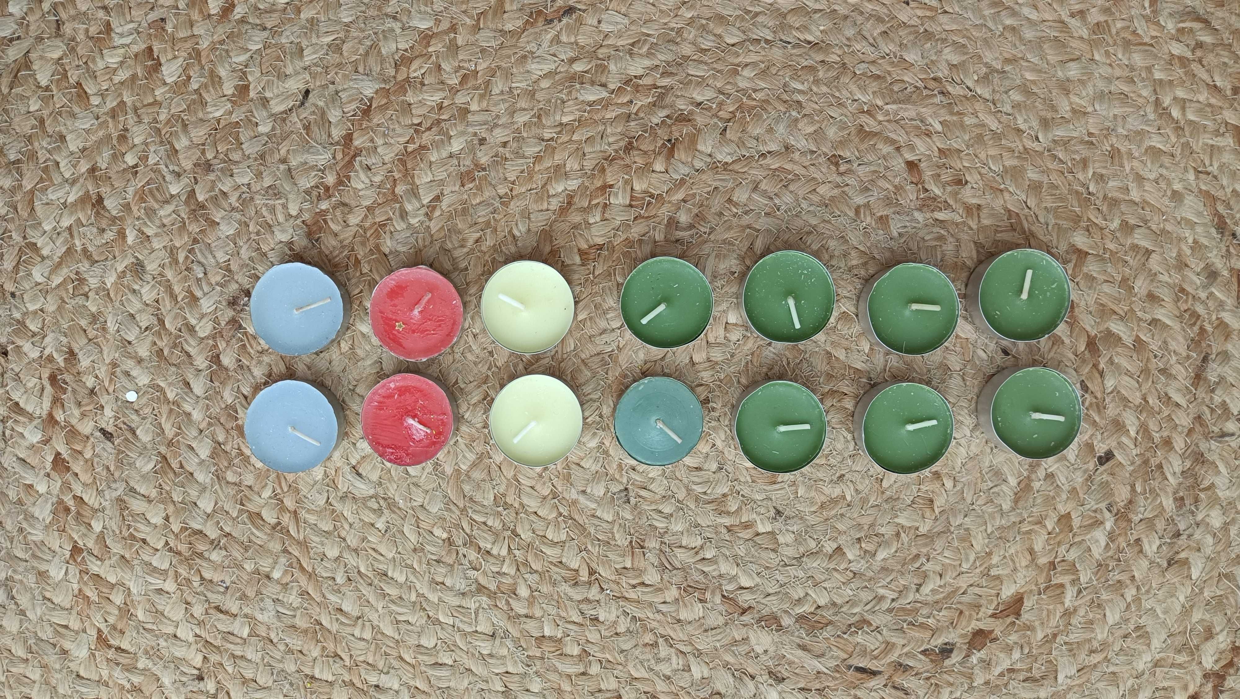 Conjunto de 14 velas pequenas, coloridas