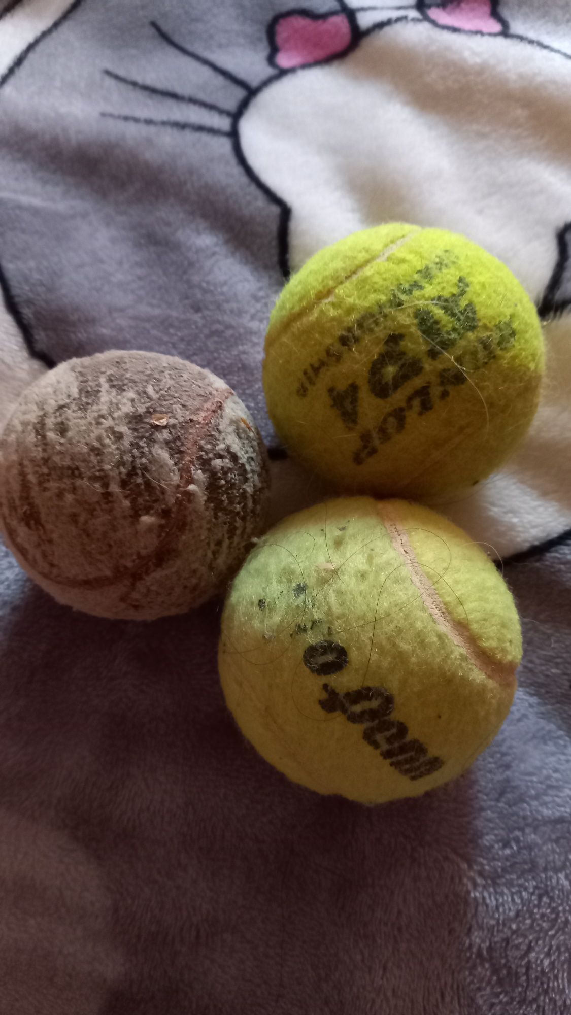 Тенісні м’ячі три штуки  бу