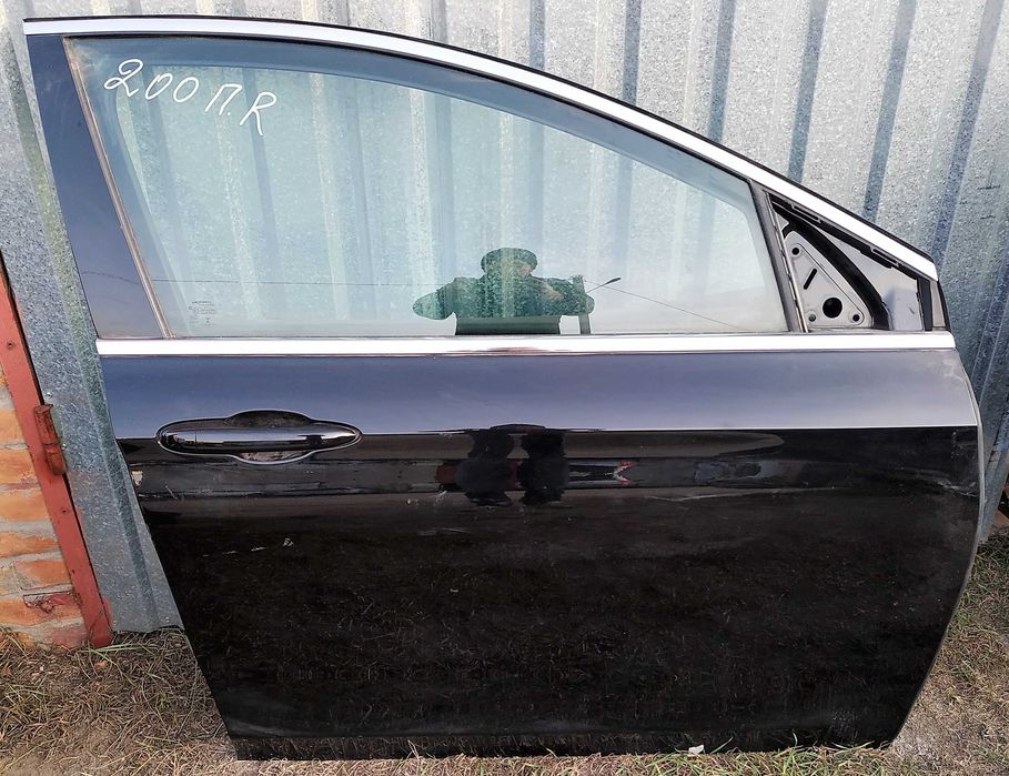 Двері дверь двери Крайслер Chrysler 200 Dodge Dart Додж Дарт