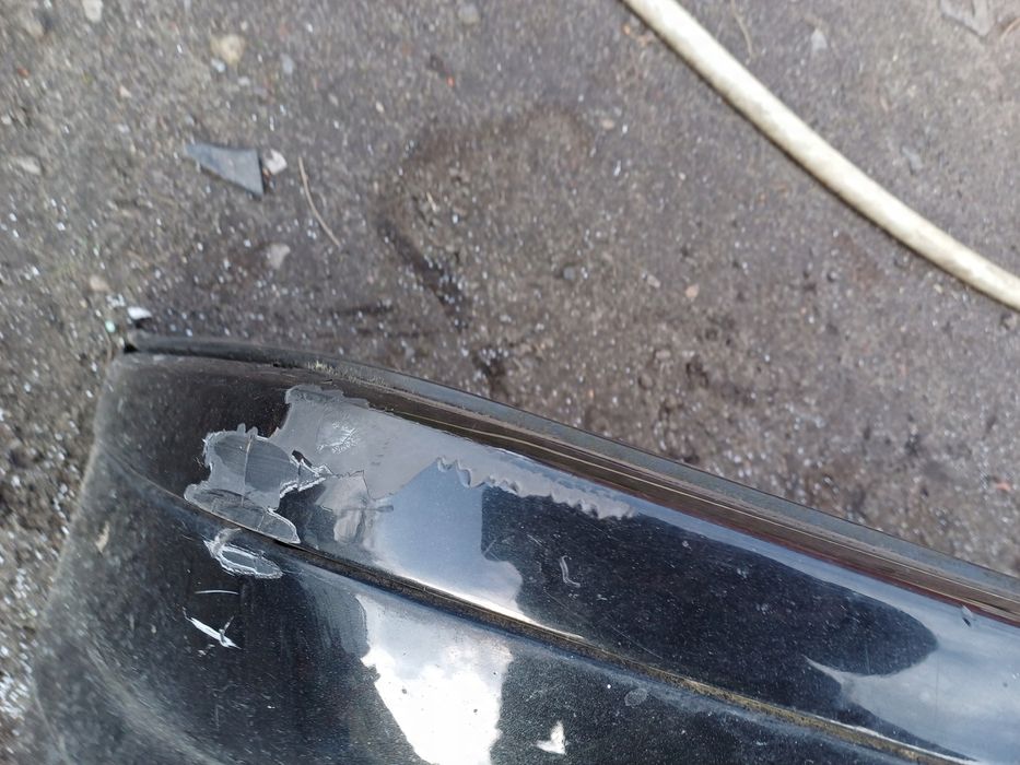 BMW 7 E38 Zderzak przód Przedni