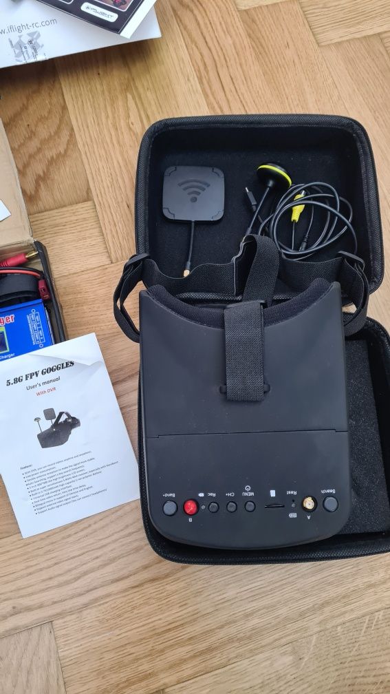 Dron FPV NAZGUL 5 aparatura TARANIS Q X7, google, Cały zestaw.