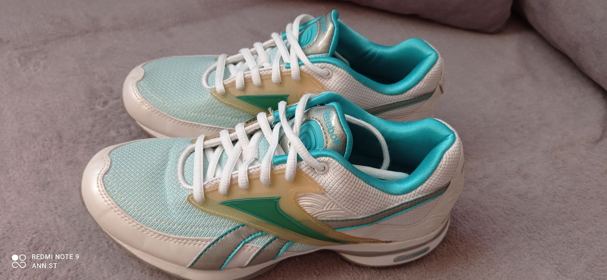 Reebok easytone reeinspire 37 do biegania