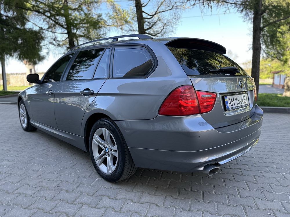 BMW E91 2009 X-Drive 2.0 Дизель Автомат