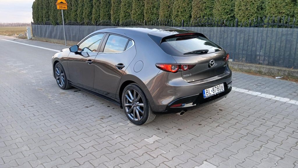 Mazda 3 -IV GENERACJI 2.5 B Automat.