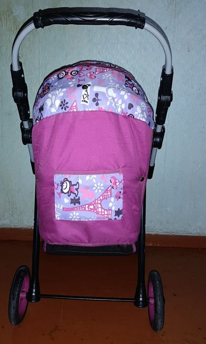 Коляска для кукол