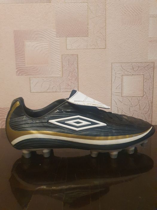 Шкіряні буци UMBRO VINTAGE (44, 44.5р / 28.5см)