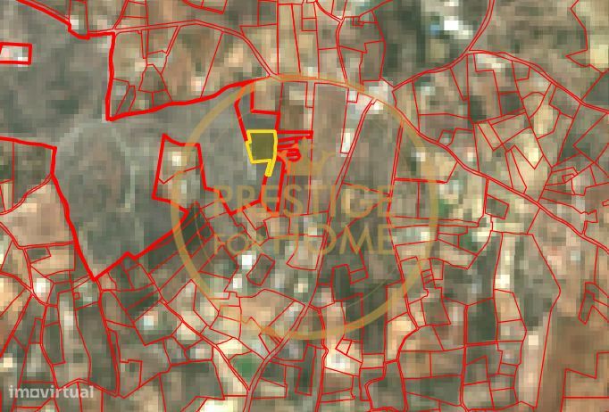 Terreno rústico com 3.600 metros quadrados, localizado na zona dos Ago