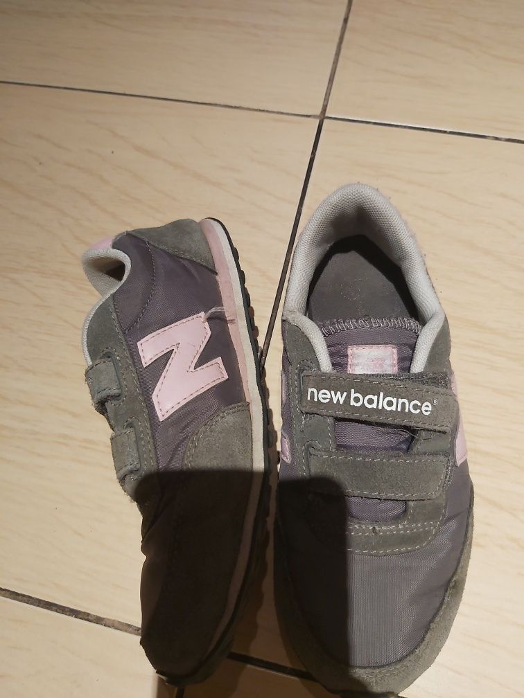 New balance 410  dziewczęce r.34.5