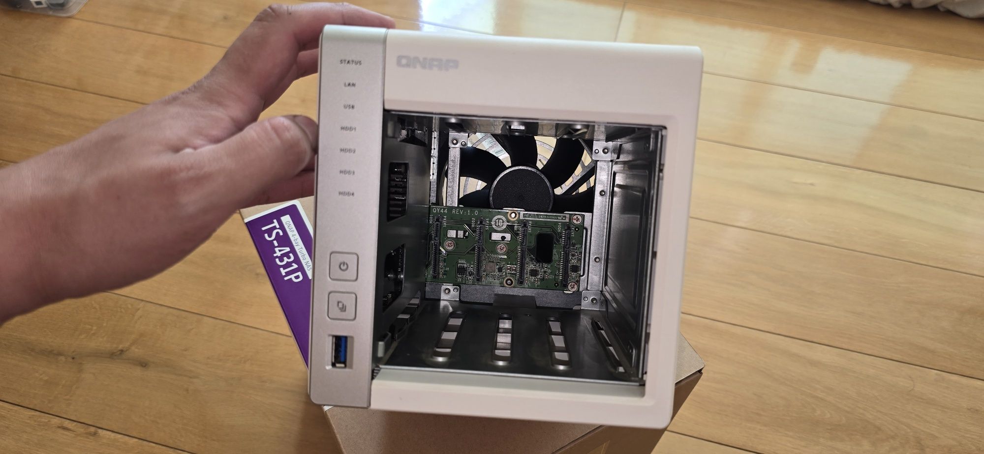 Сетевое хранилище NAS QNAP TS-431P