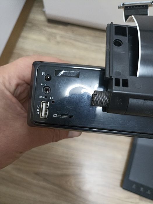 Продам магнітолу 10 дюймів