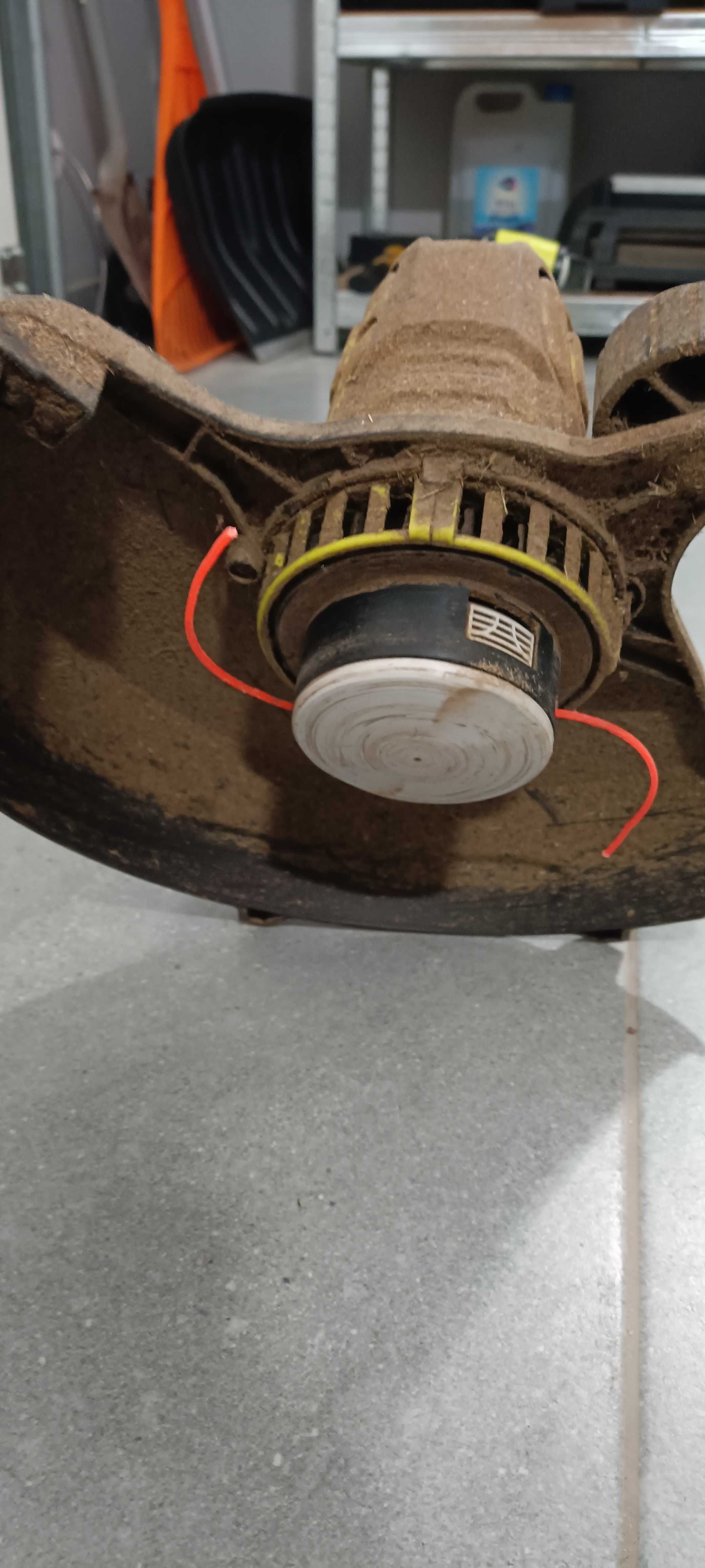 Podkaszarka do trawy Ryobi 600W