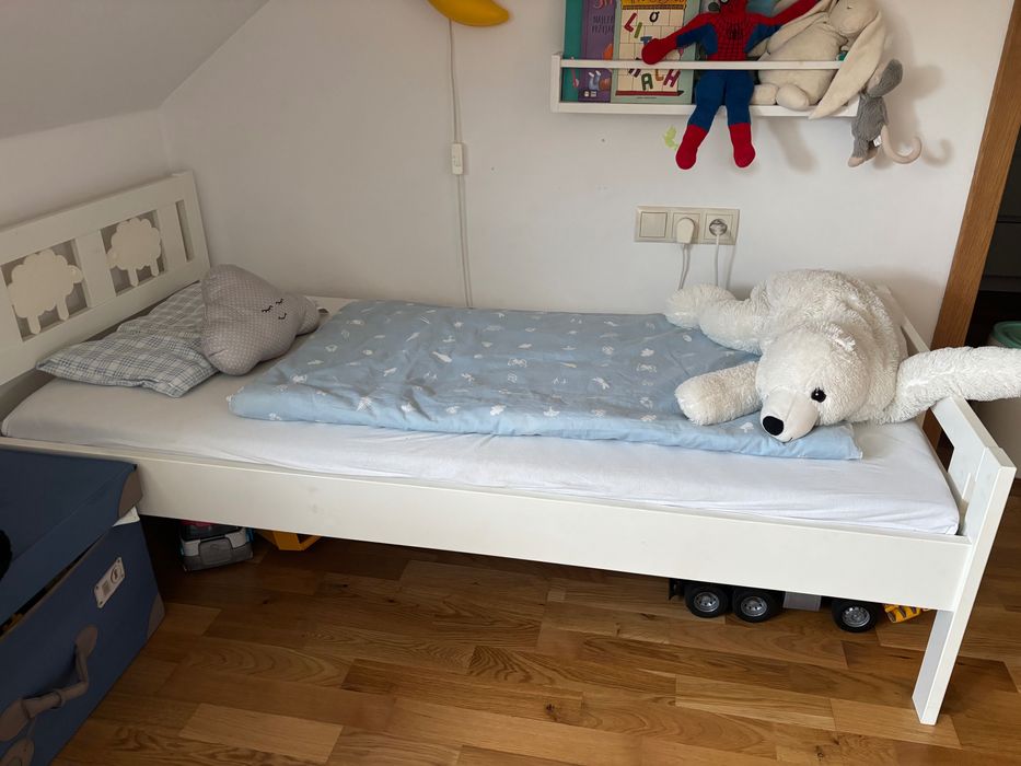 Łóżko i materac ikea